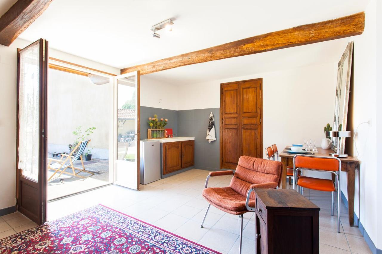 B&B Aux Petits Lardons Trie-sur-Baise Exterior foto