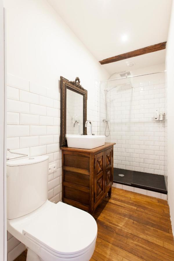 B&B Aux Petits Lardons Trie-sur-Baise Exterior foto